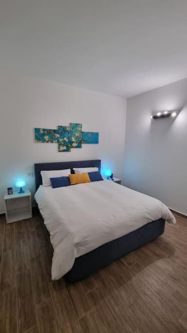Simply The Best - Apartment And Parking Space By Balsamotto Palermo Bagian luar foto