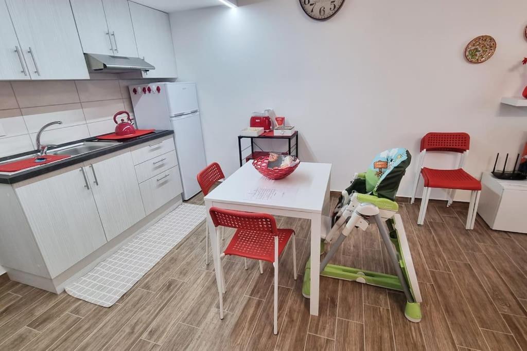 Simply The Best - Apartment And Parking Space By Balsamotto Palermo Bagian luar foto